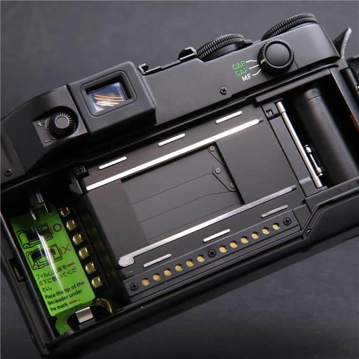 中古)CONTAX (コンタックス) G2 セット (28mm/45mm/90㎜/TLA200
