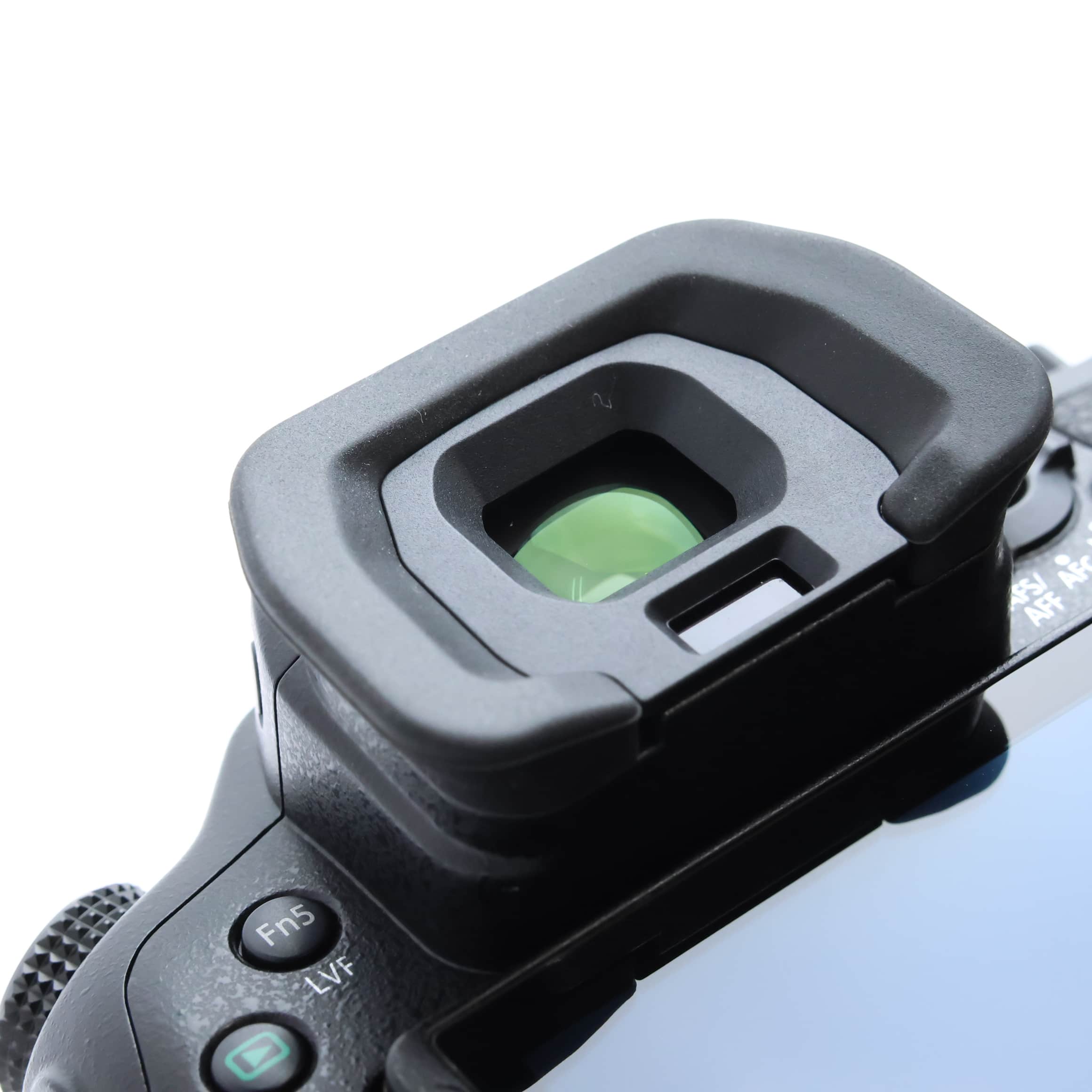 中古)Panasonic (パナソニック) LUMIX GH4 レンズキット DMC-GH4H