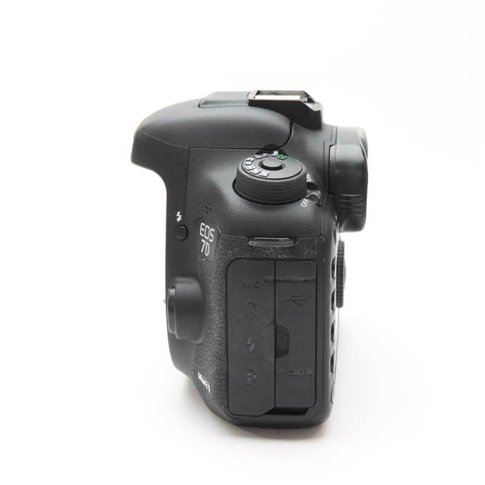 EOS 7D Mark II ボディ