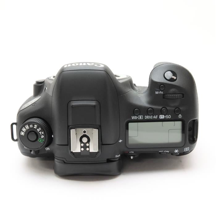 EOS 7D Mark II ボディ