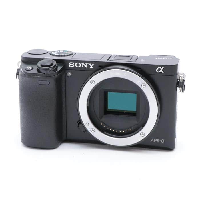 SONY α6000 　SEL16f28付き　バッテリー3個付き