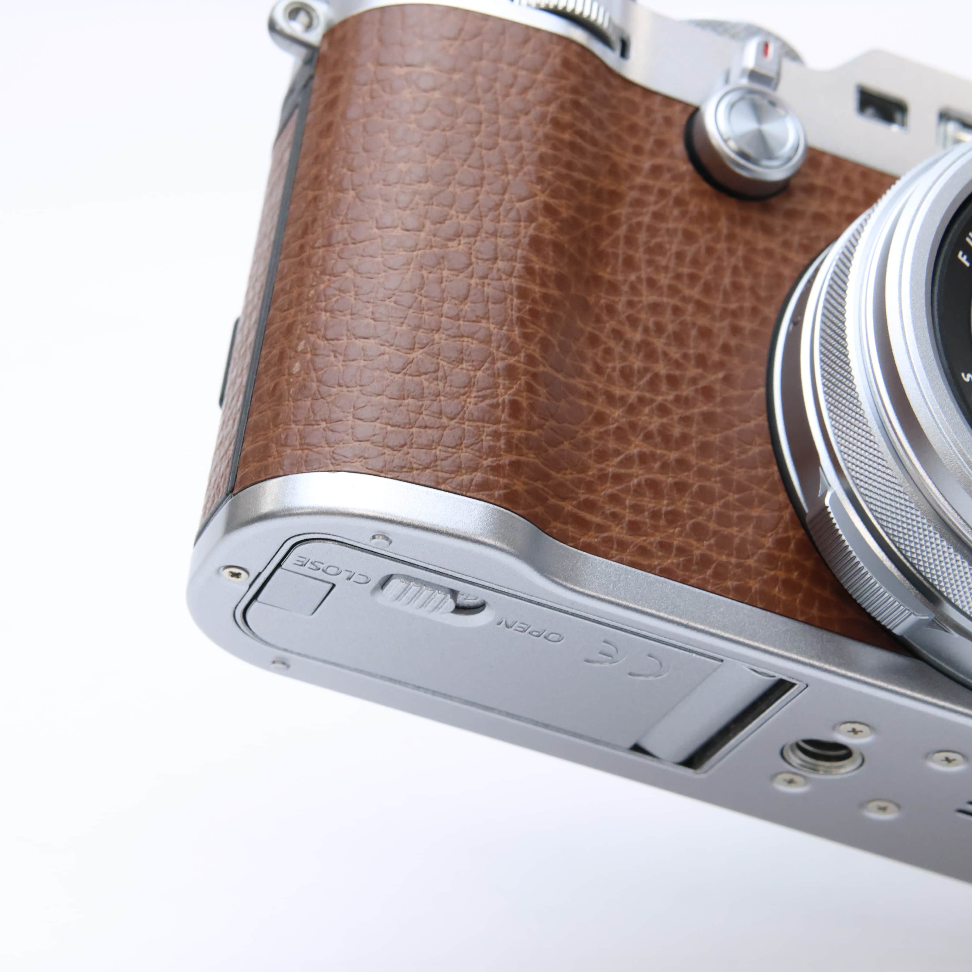 中古)FUJIFILM (フジフイルム) X100F ブラウン（商品ID：3717022354864