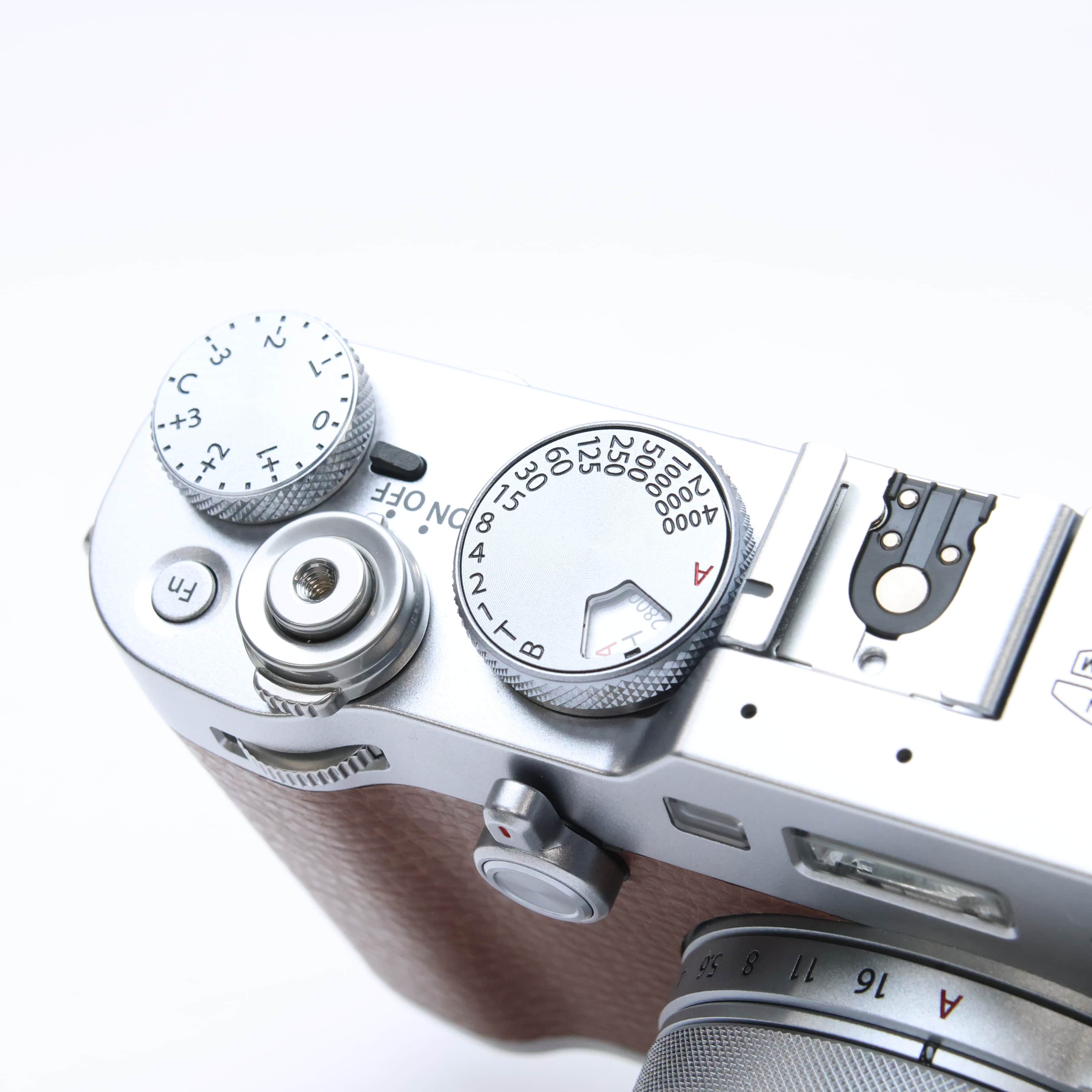 中古)FUJIFILM (フジフイルム) X100F ブラウン（商品ID：3717022354864