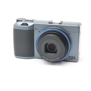 RICOH GR IIIx Urban Edition」の商品検索結果 | デジタルカメラ