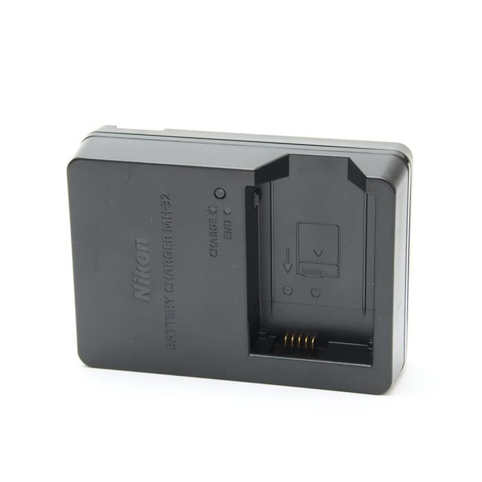 【桜】Nikon zfc 16-50 VR レンズ、予備バッテリー 中古)Nikon (ニコン) Zfc 16-50 VR レンズキット プレミアム