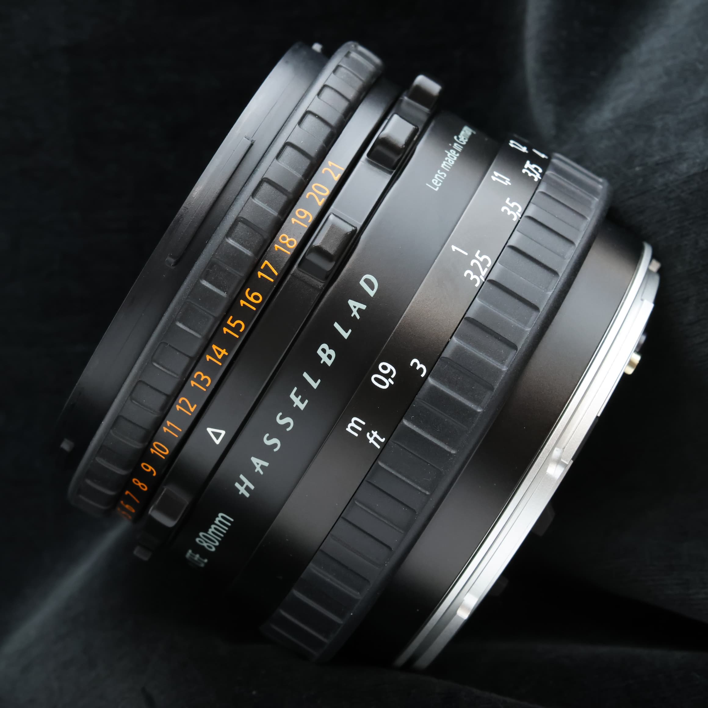 Hasselblad 503CW + CFE 80mm F2.8 中判カメラ 中古)HASSELBLAD (ハッセルブラッド) 503CW ミレニアムキット（ボディ