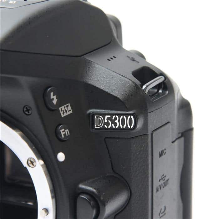 Nikon デジタル一眼レフ D5300 ズームレンズ2本付き ニコン D5300 ダブルズームキット2 価格比較 - 価格.com