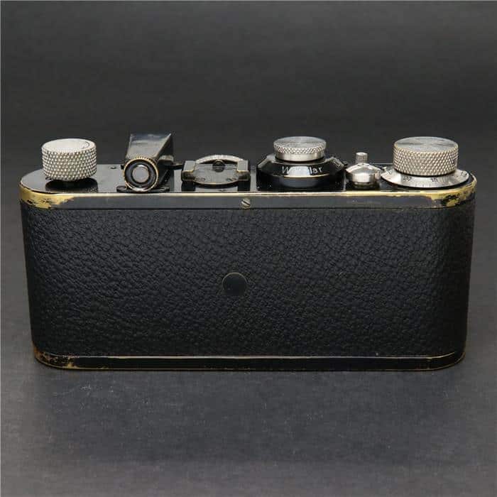 ブラックライカDⅡ 、エルマー50mmf3.51936年製 Leica DII + Elmar 50mm f3.5 – FLASHBACK CAMERA