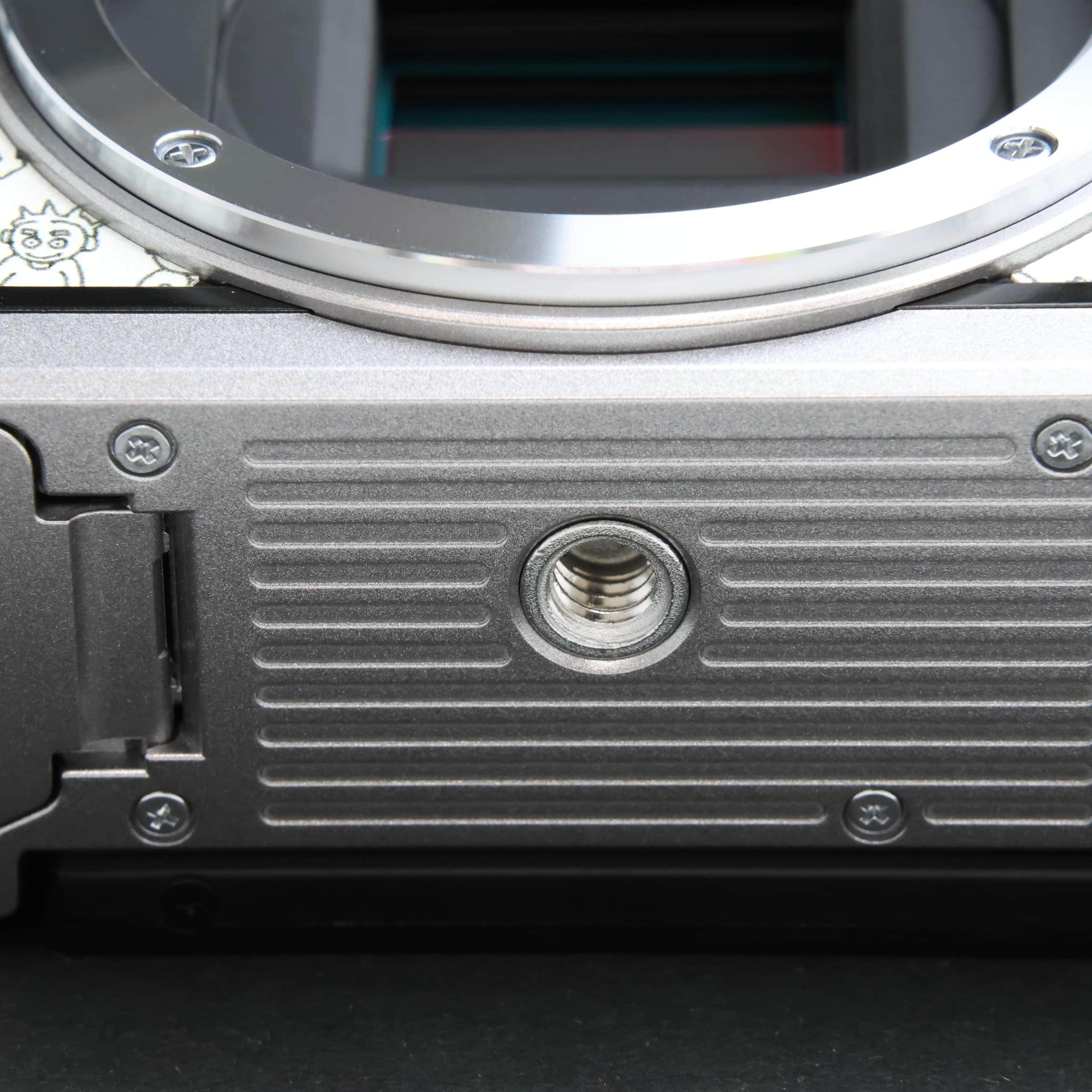 中古)Nikon (ニコン) Zfc ボディ HERALBONY シルバー（商品ID