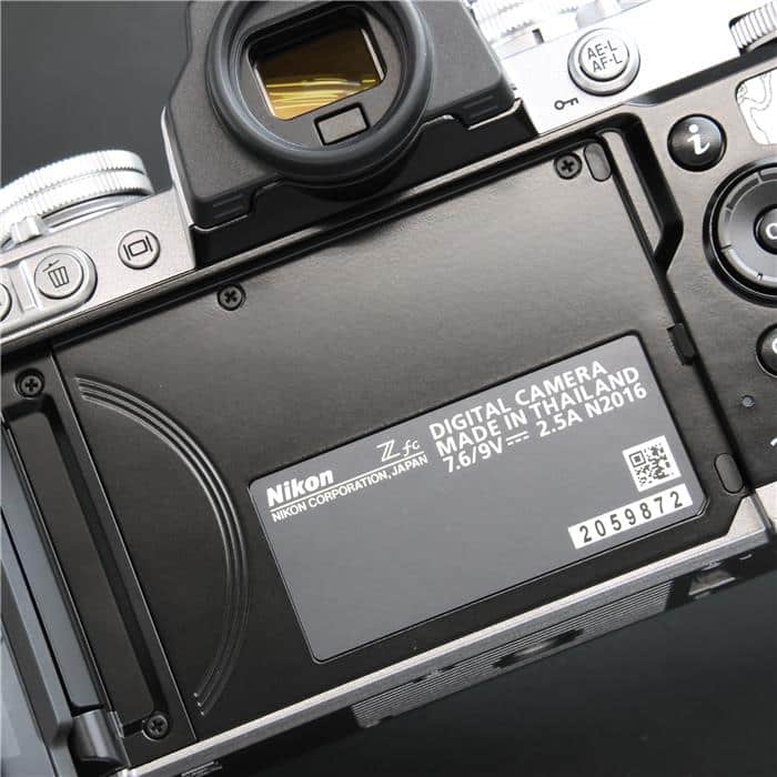 中古)Nikon (ニコン) Zfc ボディ HERALBONY シルバー（商品ID