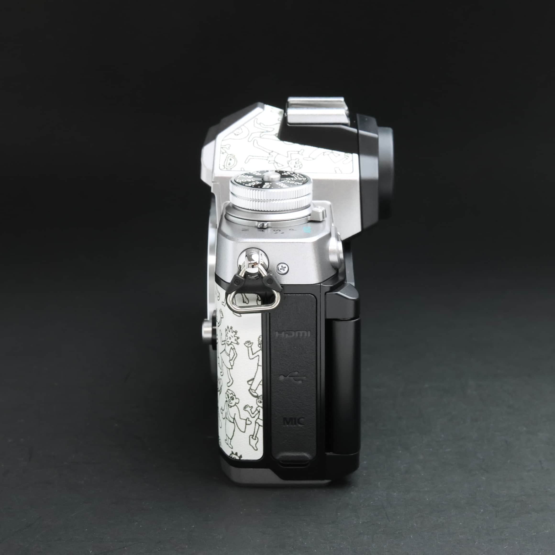 中古)Nikon (ニコン) Zfc ボディ HERALBONY シルバー（商品ID