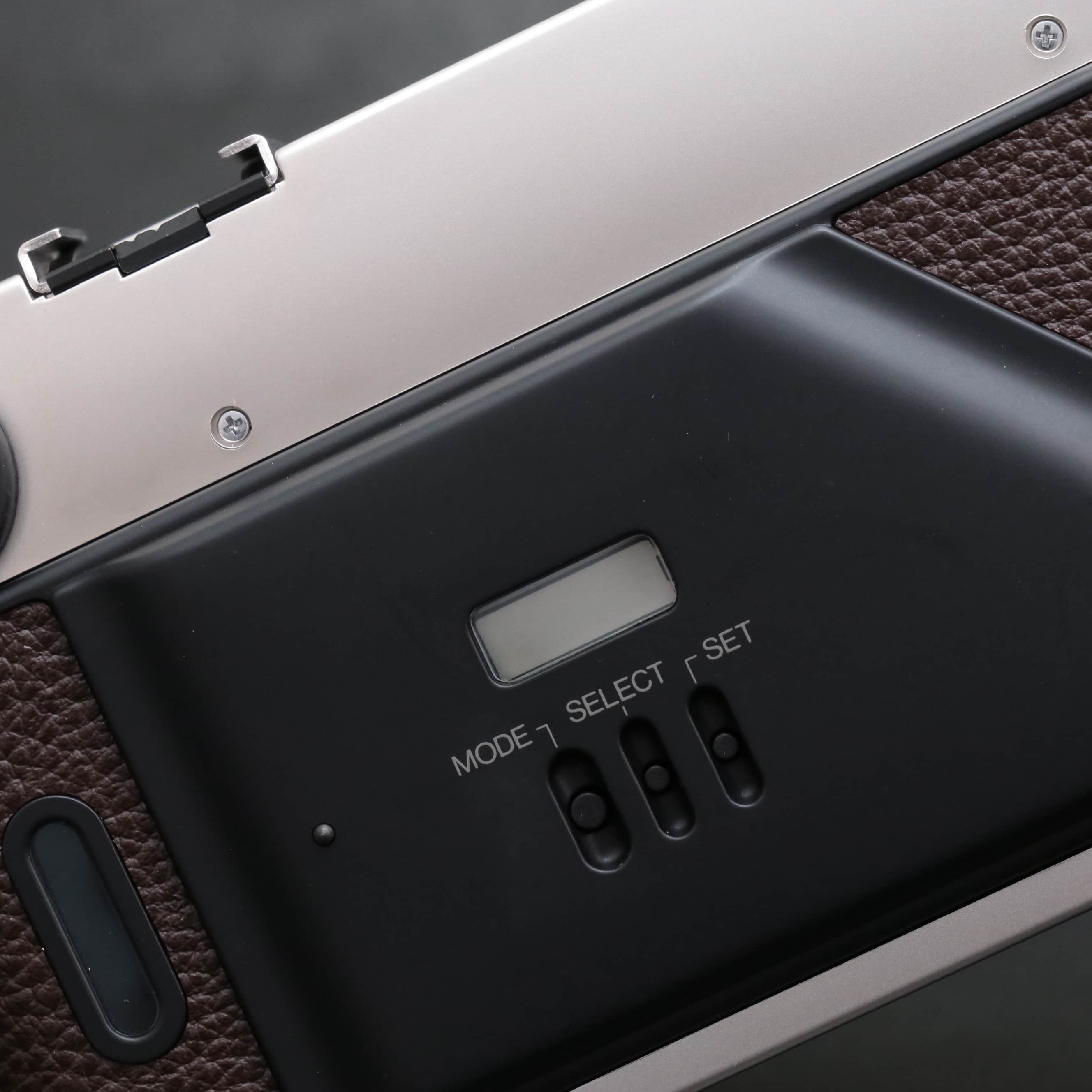 ★希少★ Konica HEXAR Rhodium コンパクトカメラ 元箱付き 中古)Konica (コニカ) HEXAR (Rhodium)（商品ID：3717013493886）詳細