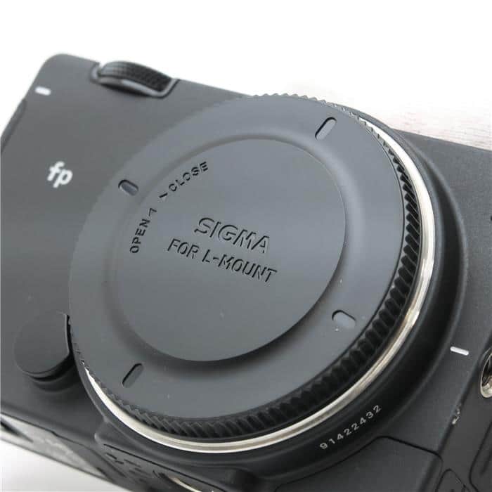 SIGMA - (最終値下、美品、オマケ付き)SIGMA FP 45F2.8 DG DN キット 中古)SIGMA (シグマ) fp & Contemporary 45mm F2.8 DG DN キット