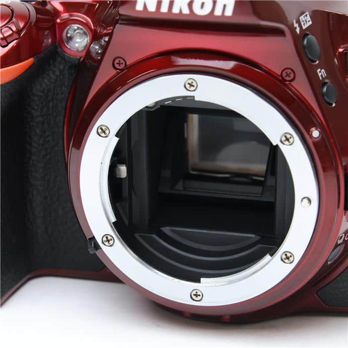 【美品】Nikon D5500 18-55 VRII kit レッド　動作確認済 中古)Nikon (ニコン) D5500 18-55 VR II レンズキット レッド