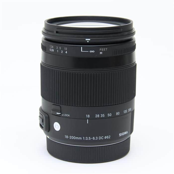 Contemporary 18-200mm F3.5-6.3 DC MACRO OS HSM (キヤノンEF用)