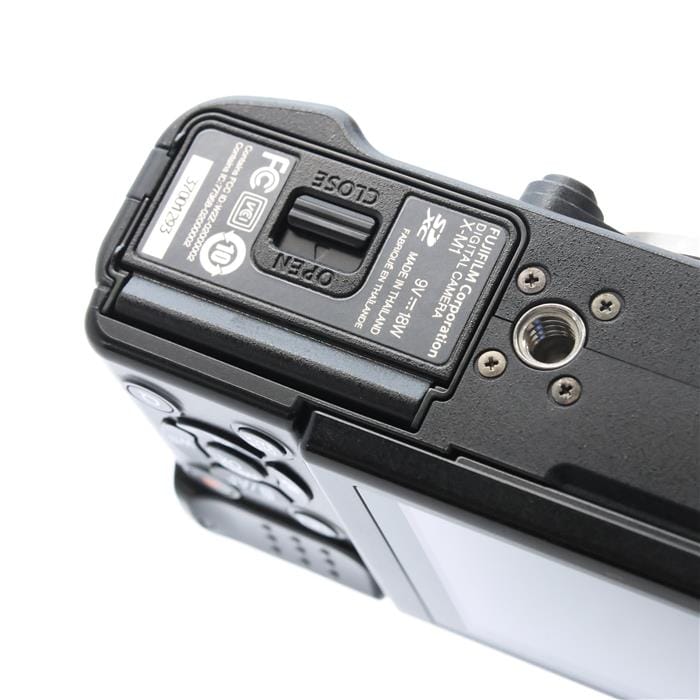 中古)FUJIFILM (フジフイルム) X-M1 レンズキット ブラック（商品ID