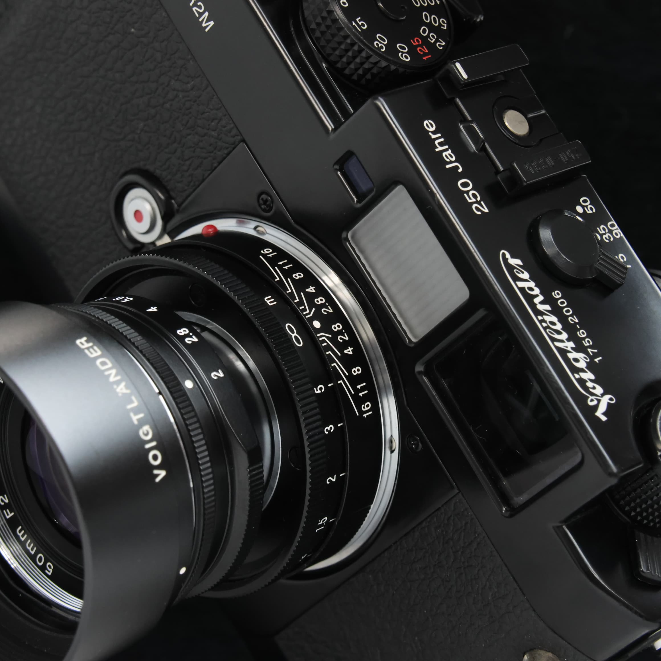 中古)Voigtlander (フォクトレンダー) BESSA R2M 250th/HELIAR classic