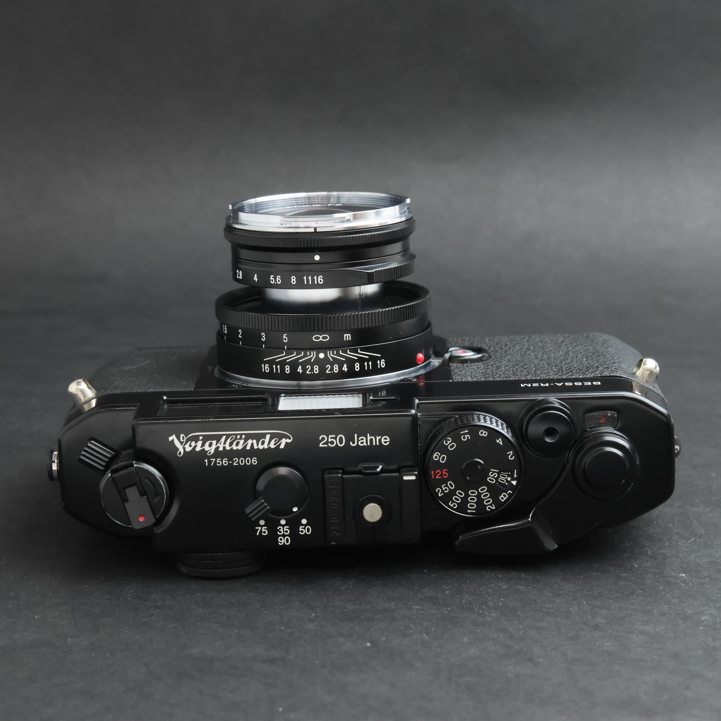 中古)Voigtlander (フォクトレンダー) BESSA R2M 250th/HELIAR classic