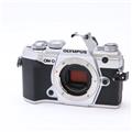 OLYMPUS (オリンパス) OM-D E-M5 Mark III ボディ シルバー
