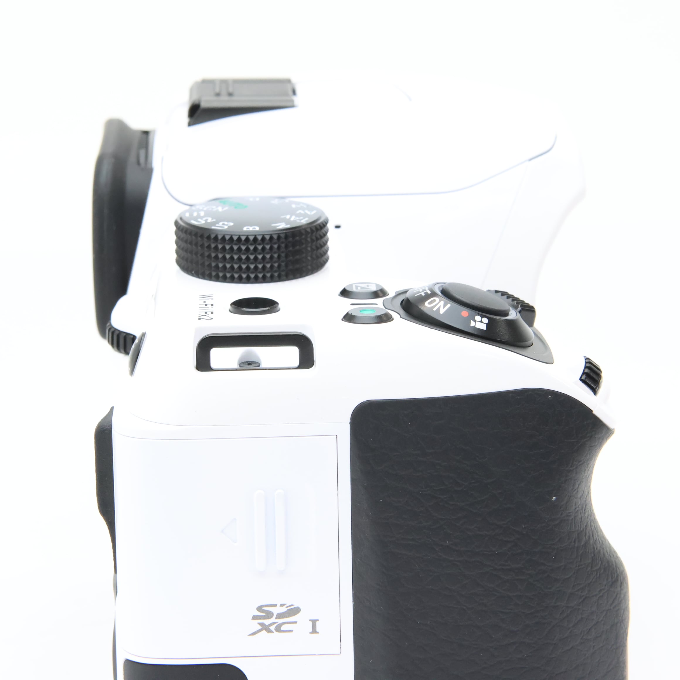 中古)PENTAX (ペンタックス) KF ボディ クリスタルホワイト（商品ID