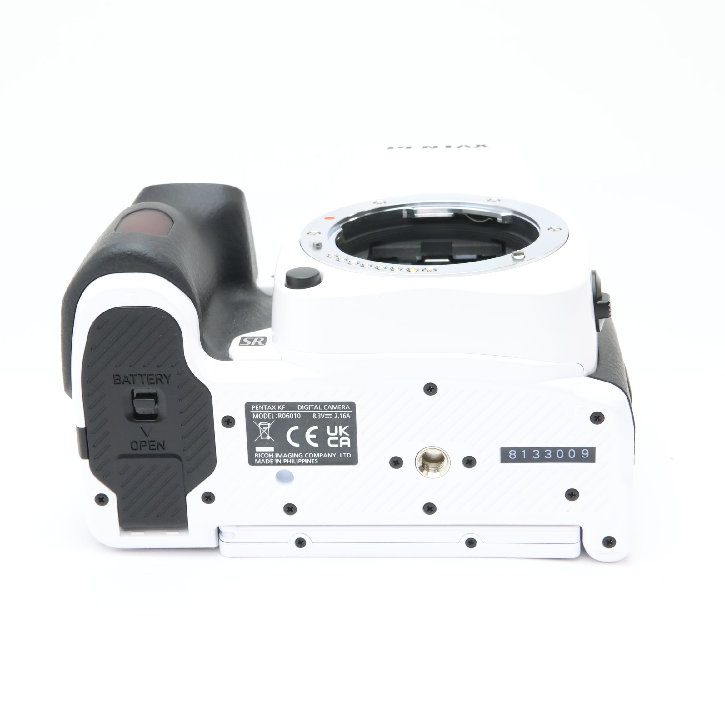 PENTAX KF ボディ クリスタルホワイト ＆ レンズとバッテリー 中古)PENTAX (ペンタックス) KF ボディ クリスタルホワイト（商品ID