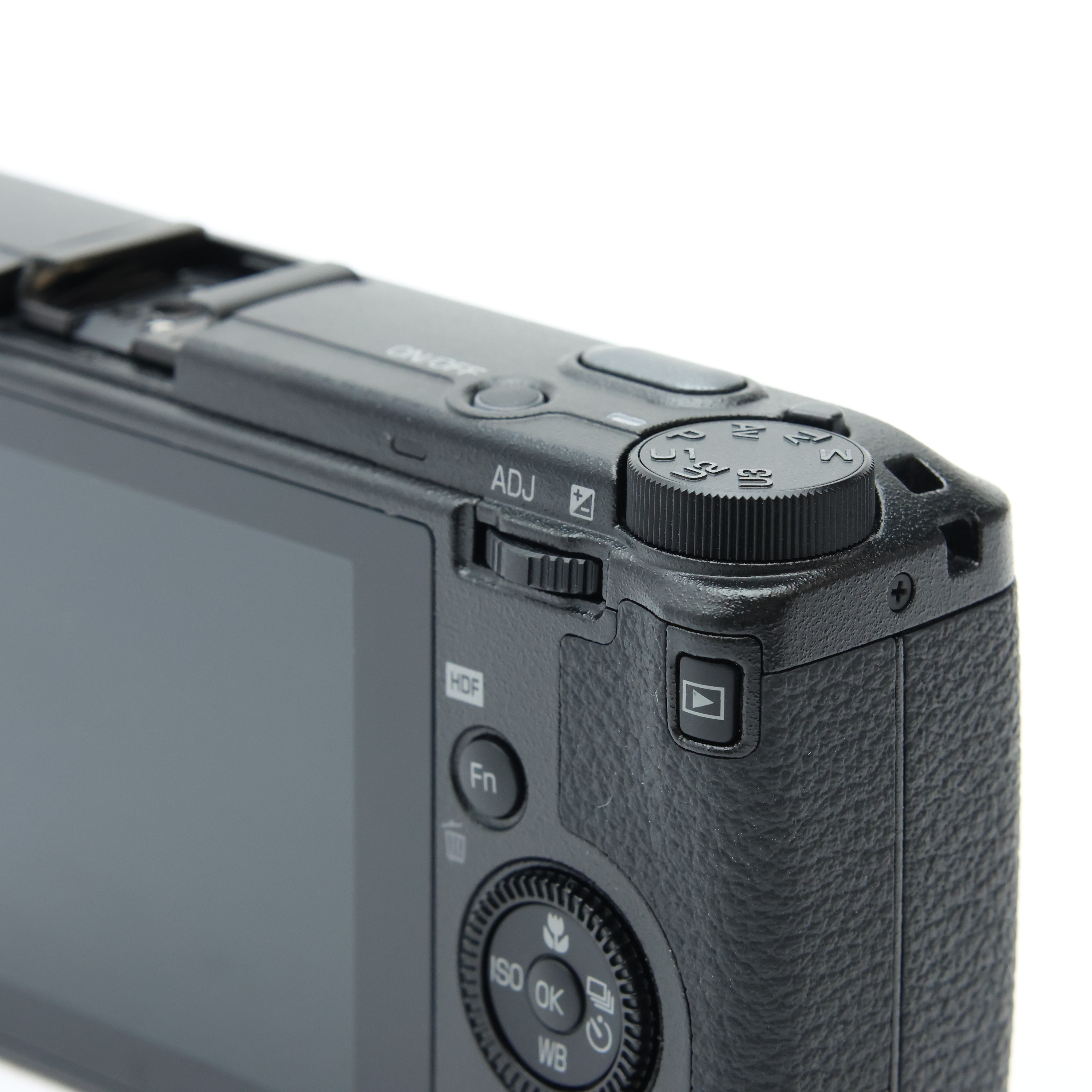 中古)RICOH (リコー) GR III HDF（商品ID：3717022807919）詳細ページ