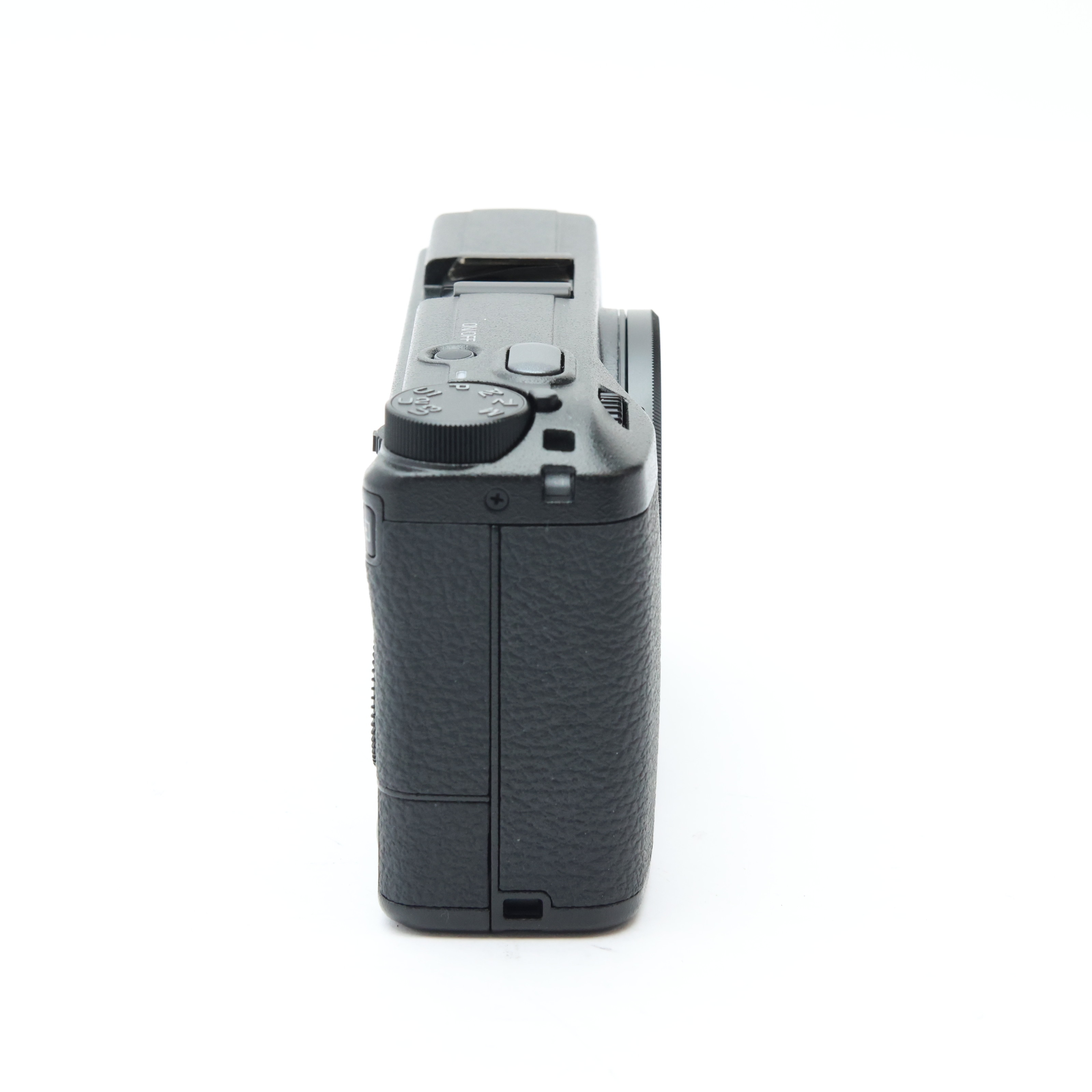 中古)RICOH (リコー) GR III HDF（商品ID：3717022807919）詳細ページ