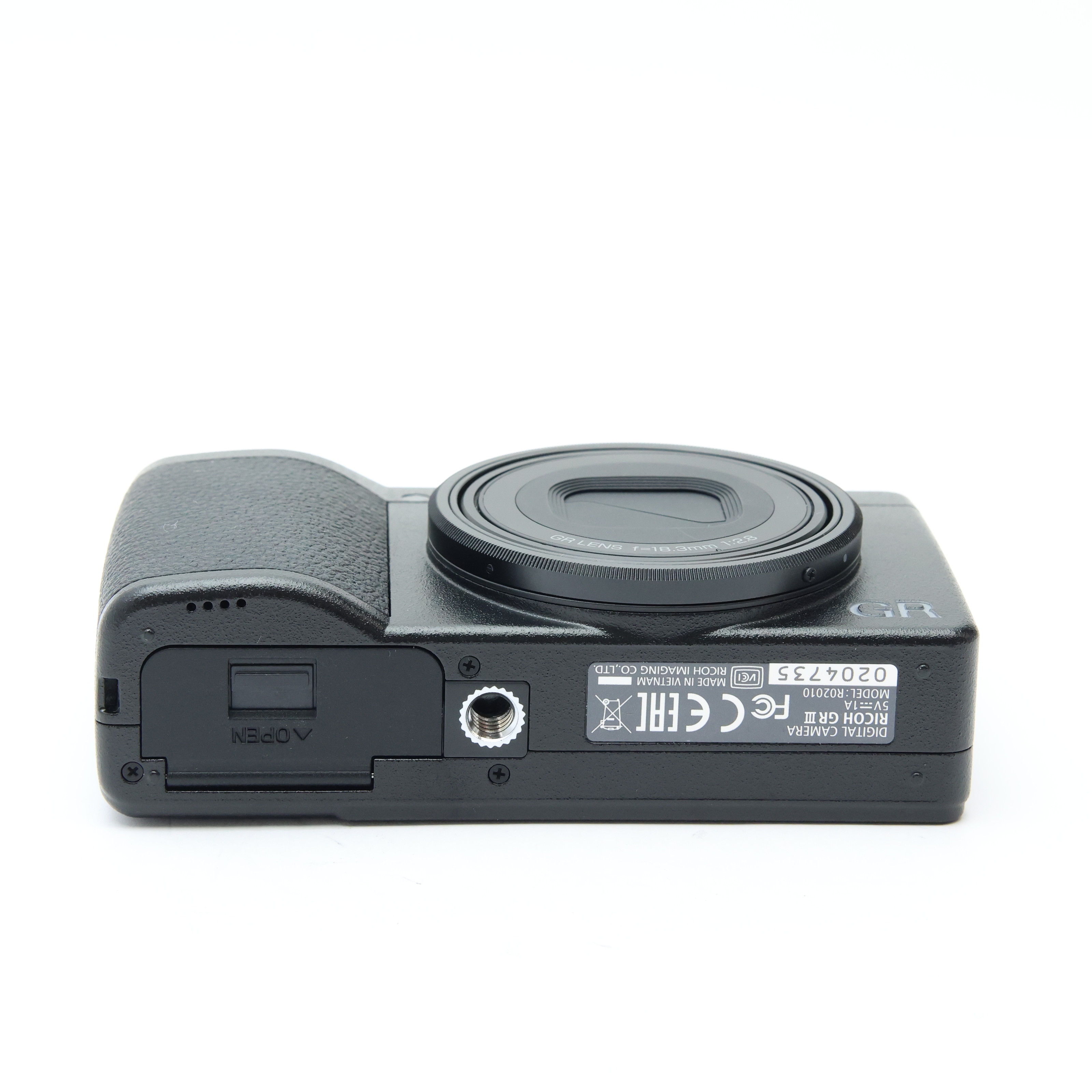 中古)RICOH (リコー) GR III HDF（商品ID：3717022807919）詳細ページ