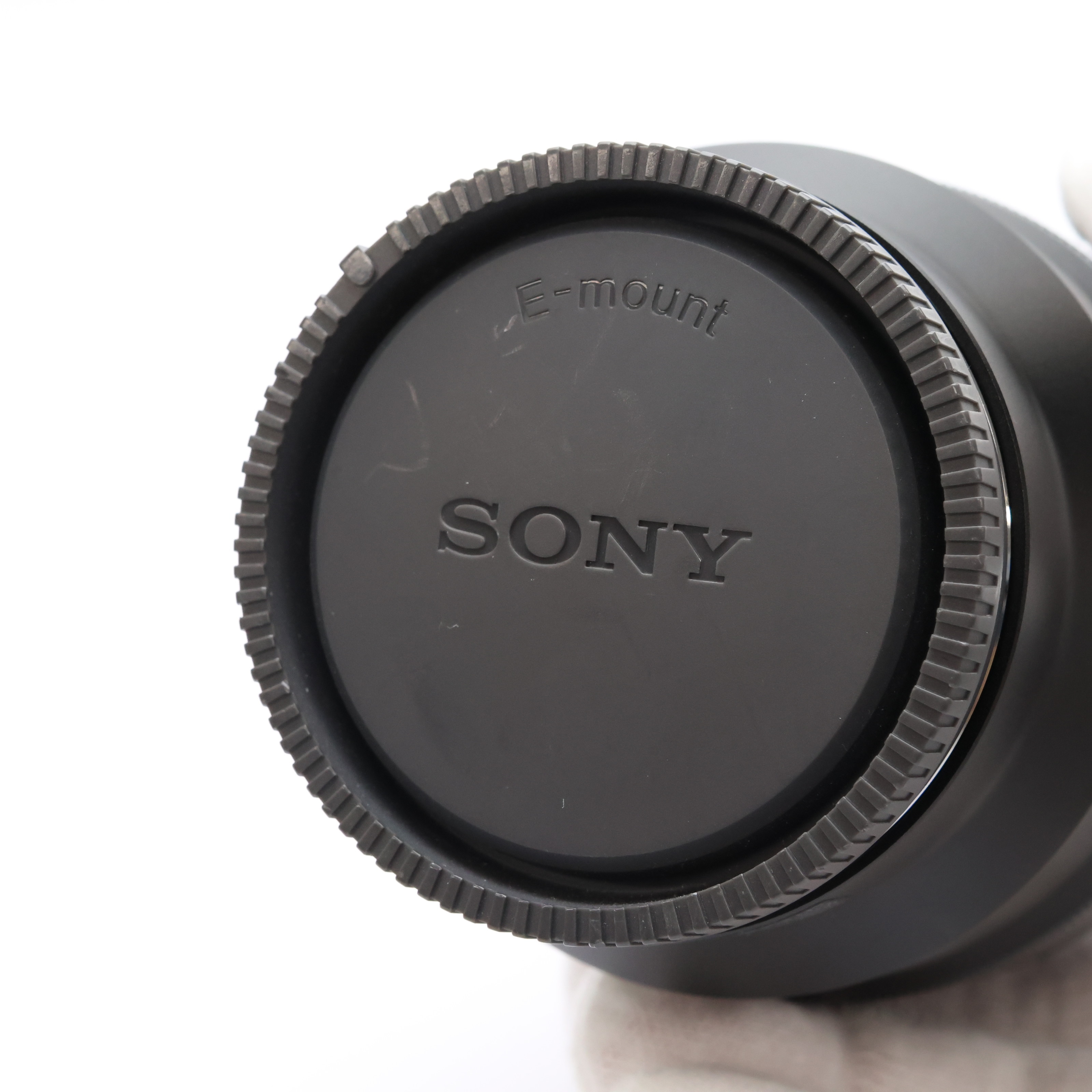 ◇美品【SONY ソニー】FE 85mm F1.8 SEL85F18 一眼カメラ用レンズ 