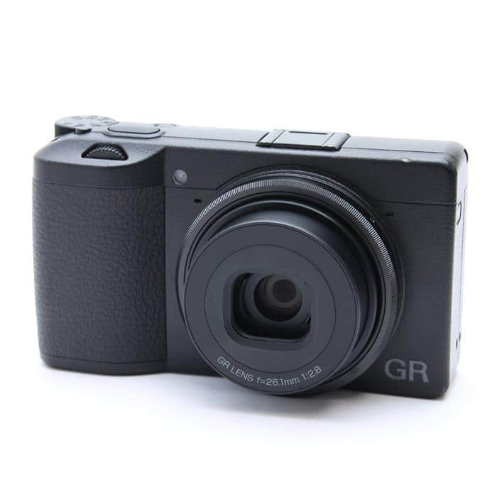 RICOH GRⅢ 付属品全てアリ！ ネックストラップ付 （中古)RICOH