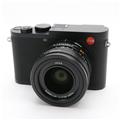 Leica (ライカ) Q2