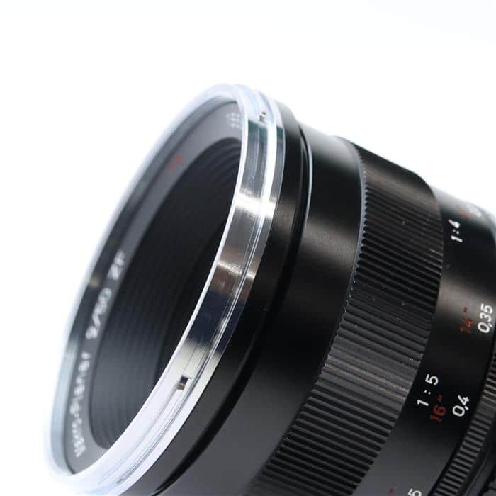 Makro-Planar T* 50mm F2 ZF(ニコンF用)