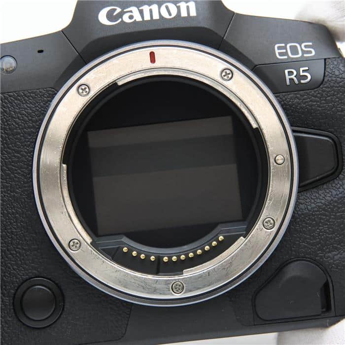 EOS R5