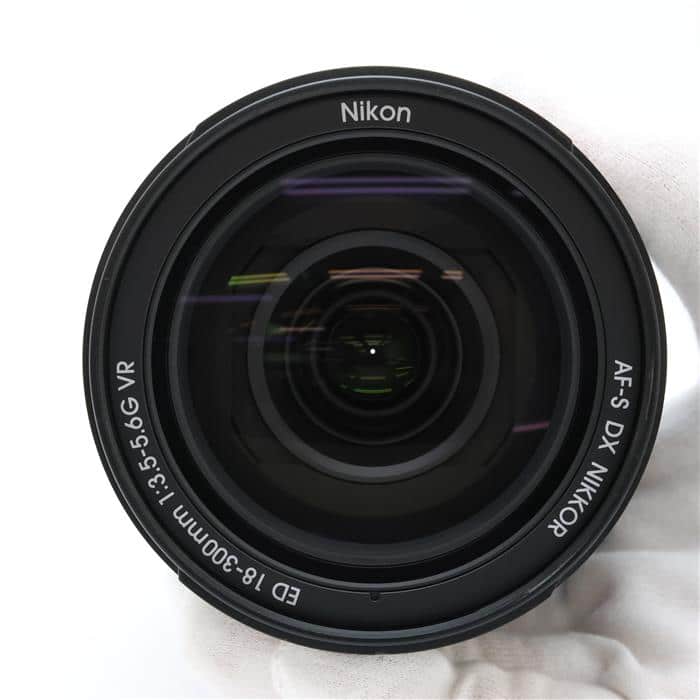 AF-S DX NIKKOR 18-300mm F3.5-5.6G ED VR