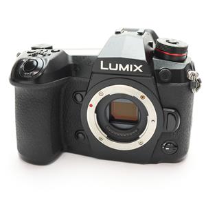 17000→15000円に　LUMIX レッドカメラ 　カメラバッグ付き（中古） lumix」「デジタルカメラ」「中古商品」の商品検索結果 | デジタル