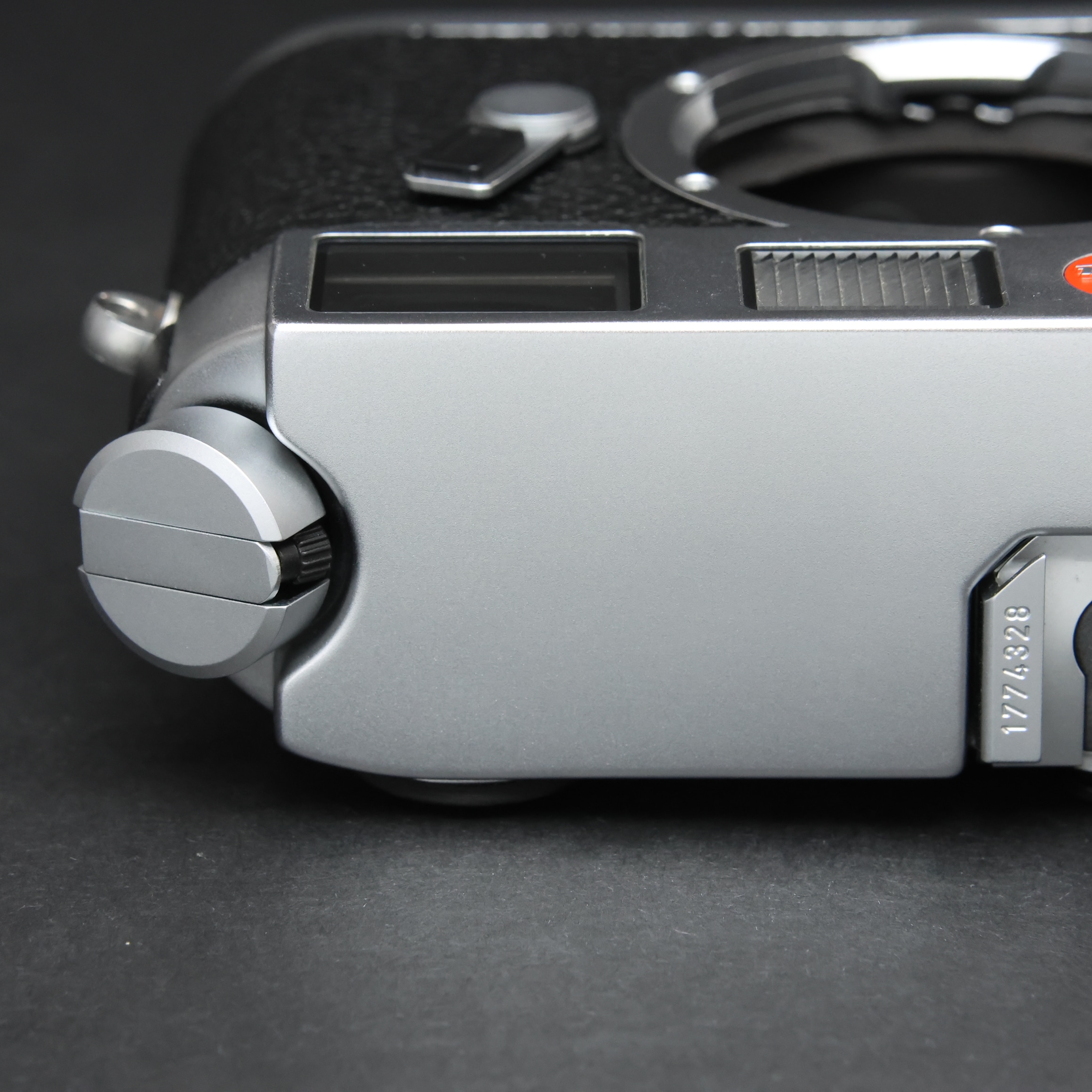 LEICA ライカ M6 フィルムカメラ 35mm シルバー 中古)Leica (ライカ) M6 シルバー（商品ID：3717019780959）詳細ページ