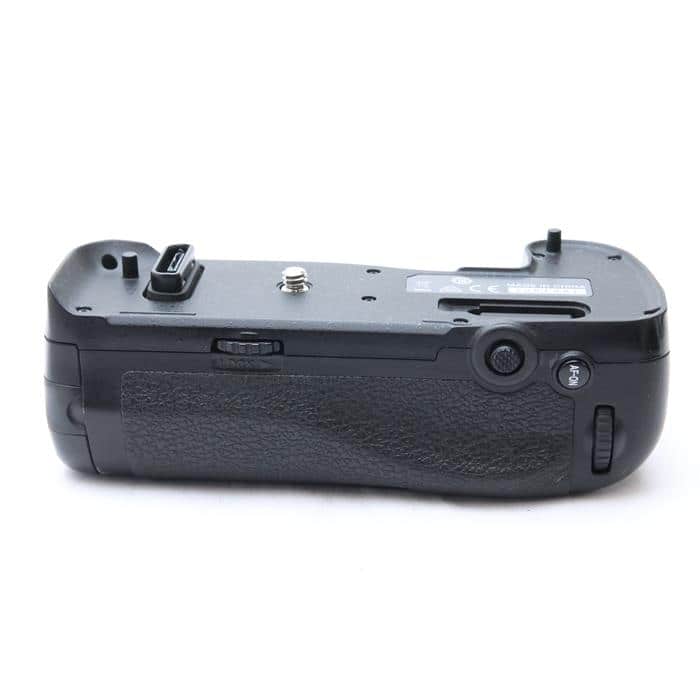 中古)Nikon (ニコン) マルチパワーバッテリーパック MB-D17