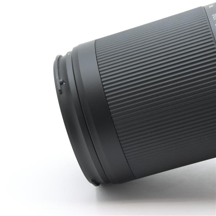 70-300mm F4.5-6.3 Di III RXD/Model A047S (ソニーE用/フルサイズ対応)