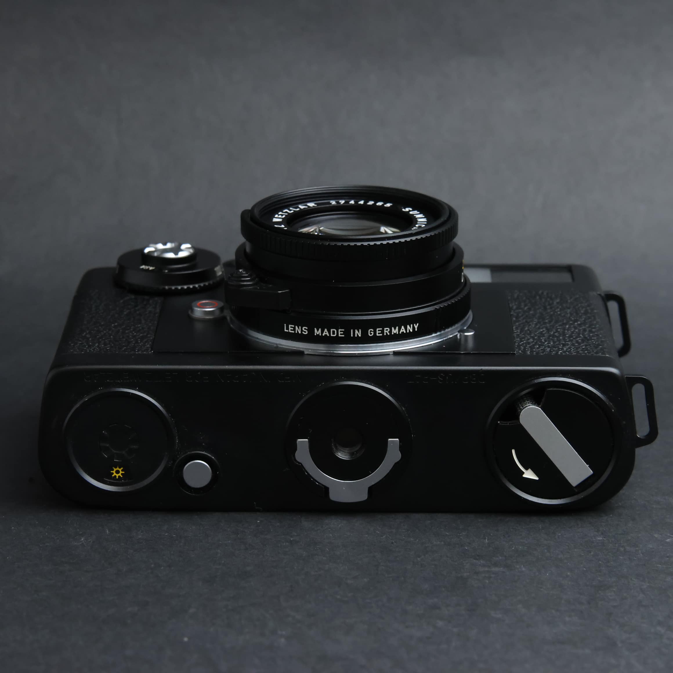 中古)Leica (ライカ) CL 50周年記念 (ズミクロン C40mm F2付)（商品ID