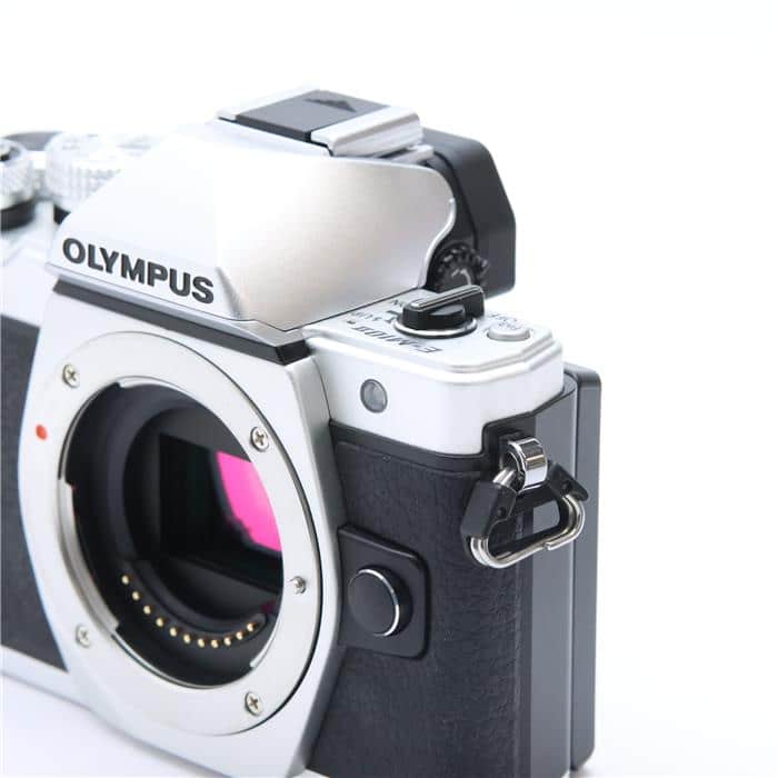 ジャンク OLYMPUS OM-2 ボディ (J082911) 中古】【送料無料】【保証付 】 オリンパス OM-2 S/N 306483