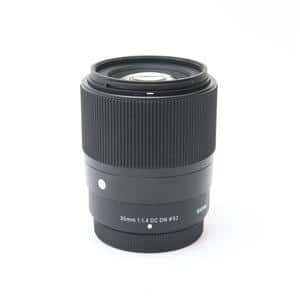 xマウント シグマ30mm1.4DCDN美品　未記入保証書あり xマウント シグマ30mm1.4DCDN美品 未記入保証書あり SIGMA ミラーレス