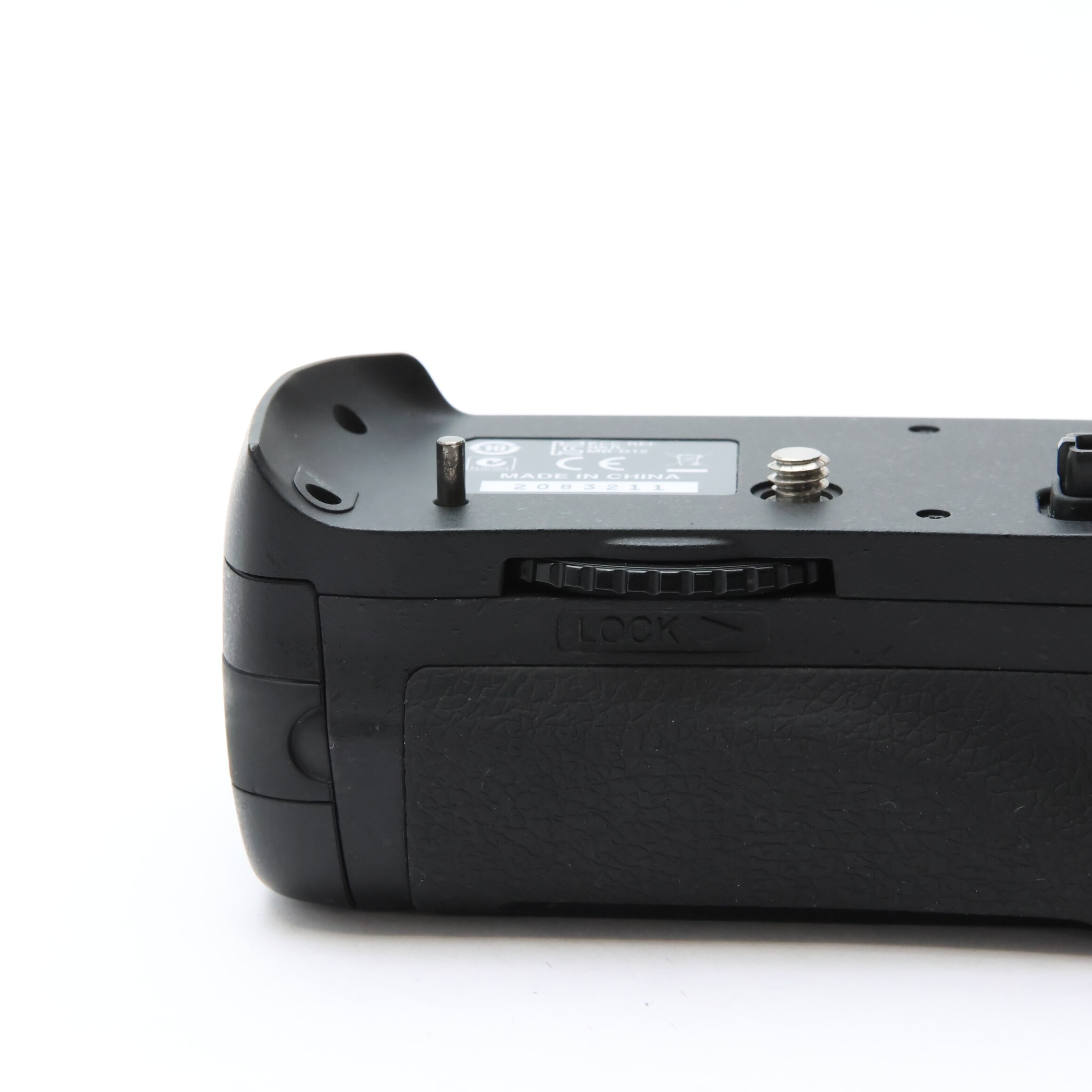中古)Nikon (ニコン) マルチパワーバッテリーパック MB-D12（商品ID 