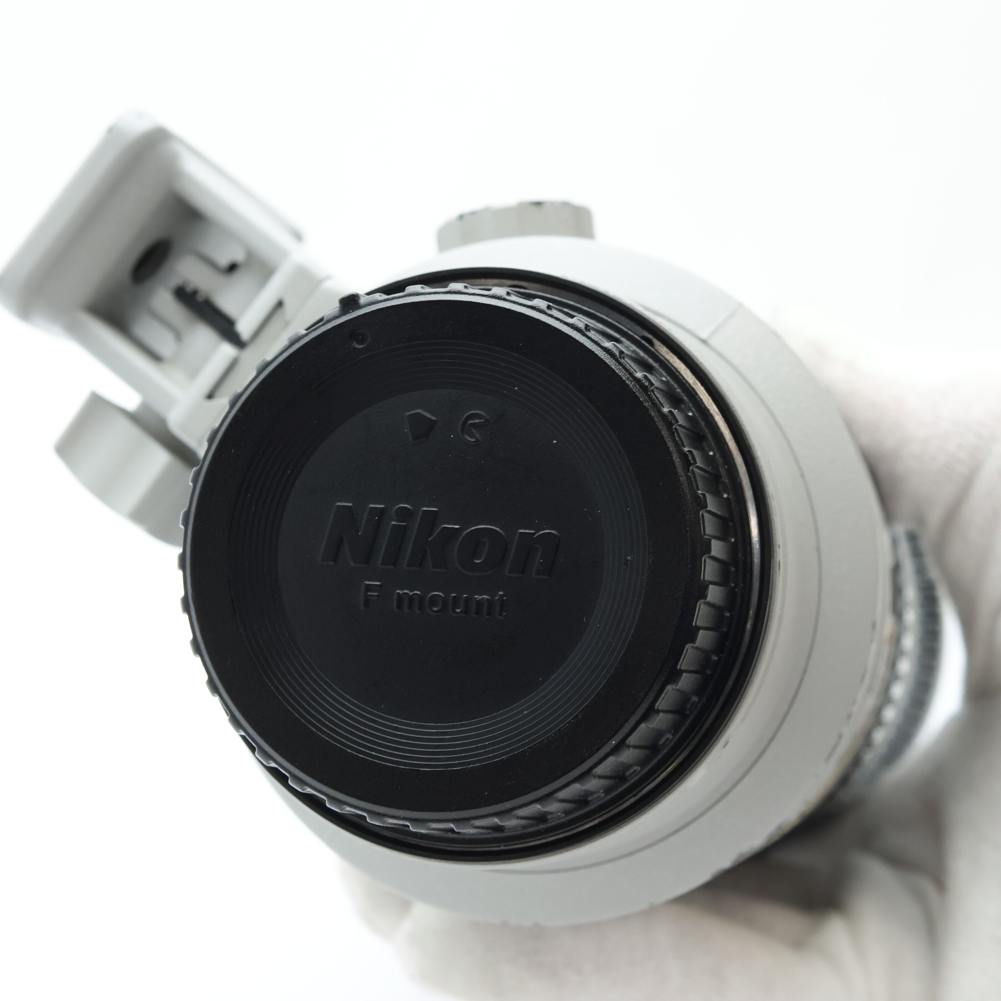NikonニコンAF-S VR Zoom-Nikkor 70-300mm f/4.5-5.6G ED ニコン AF-S 