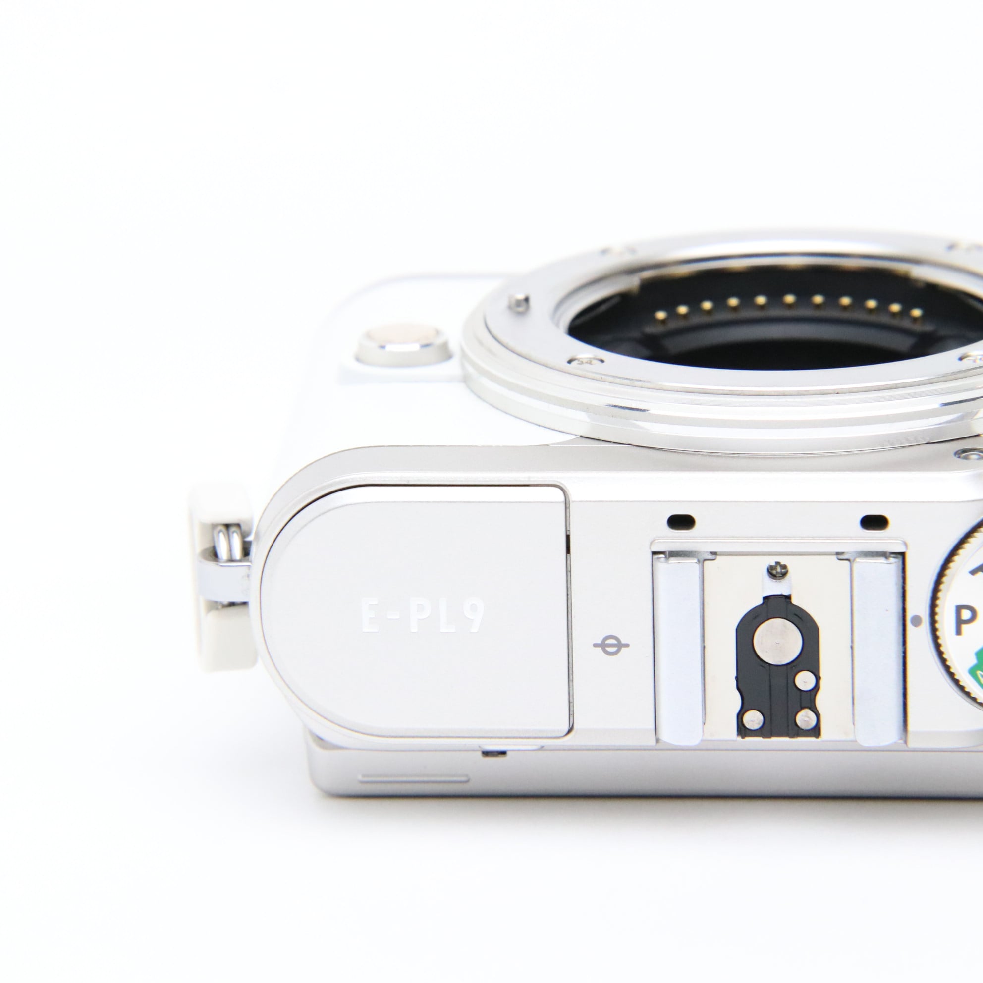 【ジャンク品】OLYMPUS PEN E-PL9 ホワイト 中古)OLYMPUS (オリンパス) PEN E-PL9 ボディ ホワイト（商品ID