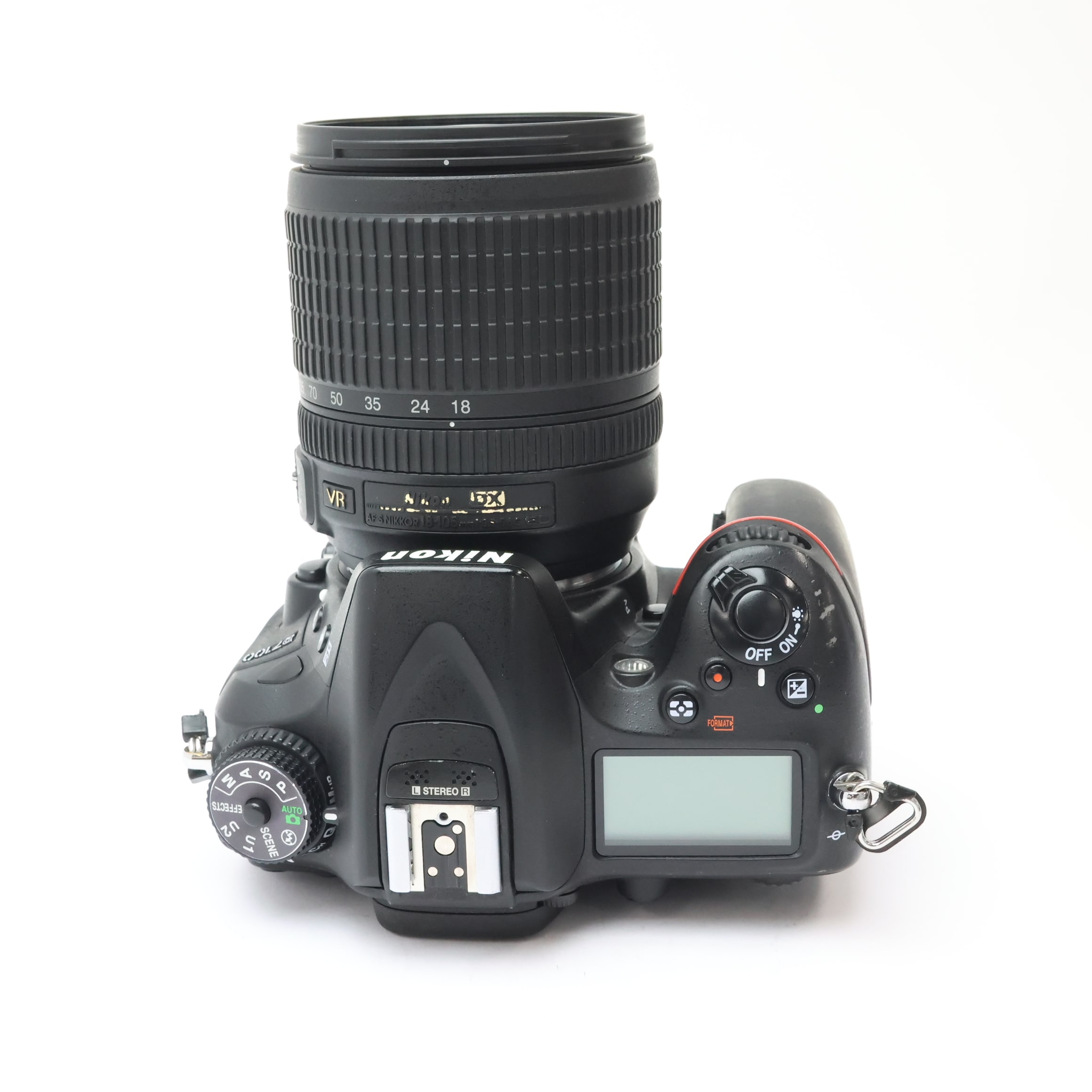 Nikon D7100 デジタル一眼レフカメラスピードライト付きSB-700