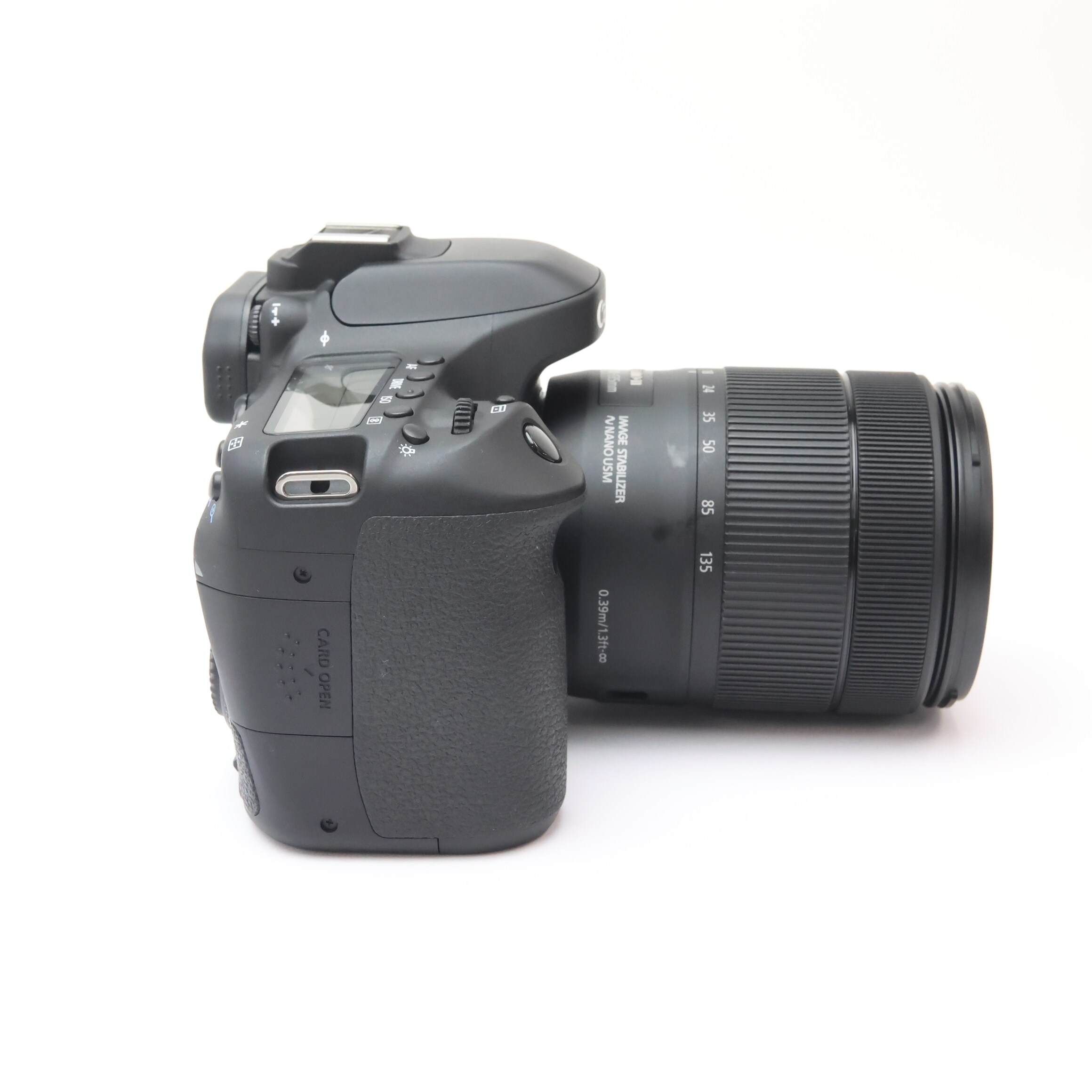 中古)Canon (キヤノン) EOS 80D EF-S18-135 IS USM レンズキット（商品