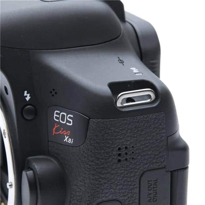 中古)Canon (キヤノン) EOS Kiss X8i ダブルズームキット（商品ID