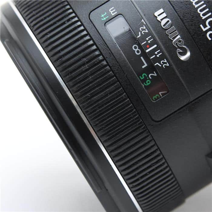 EF35mm F2 IS USM