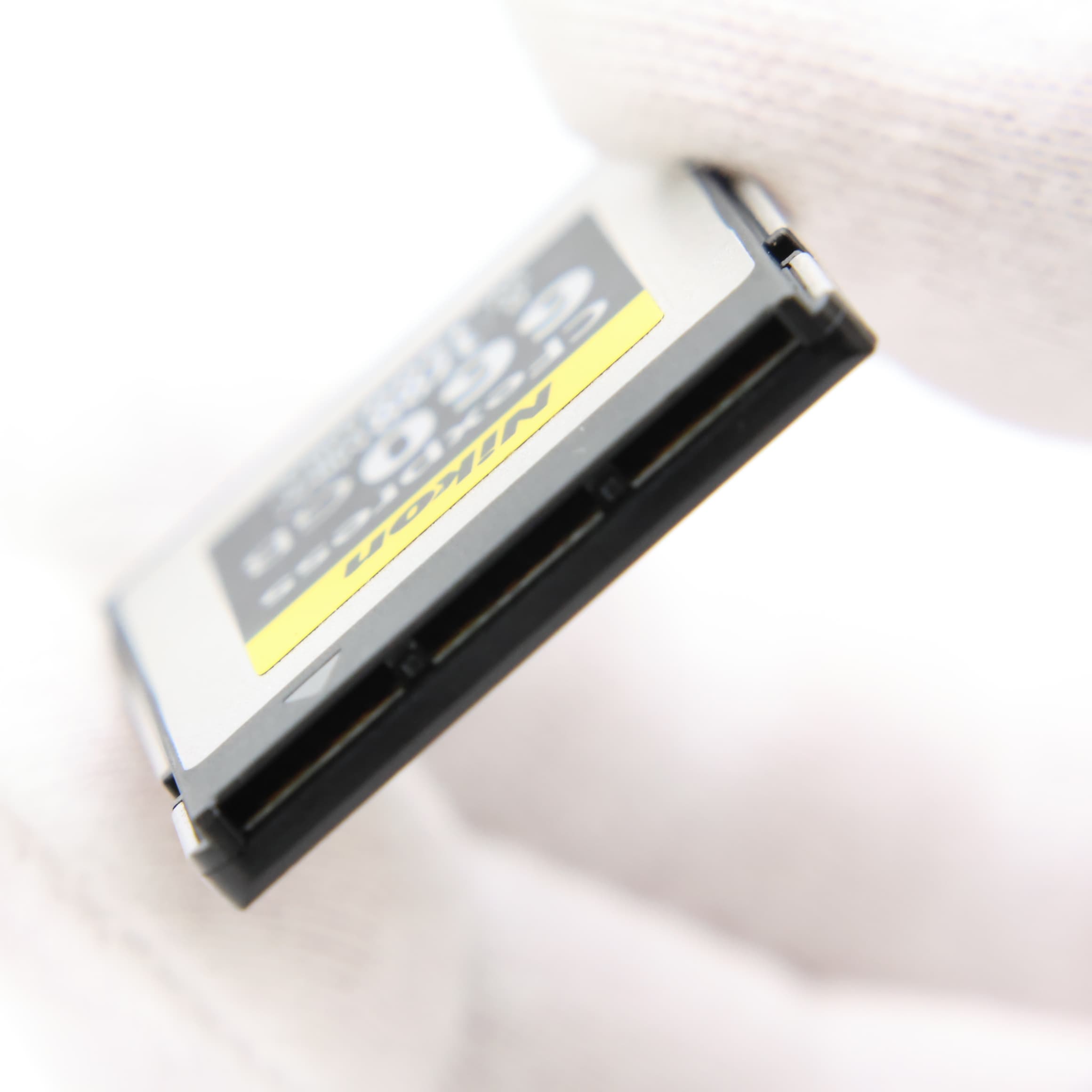 中古)Nikon (ニコン) CFexpressカード TypeB 660GB MC-CF660G（商品ID