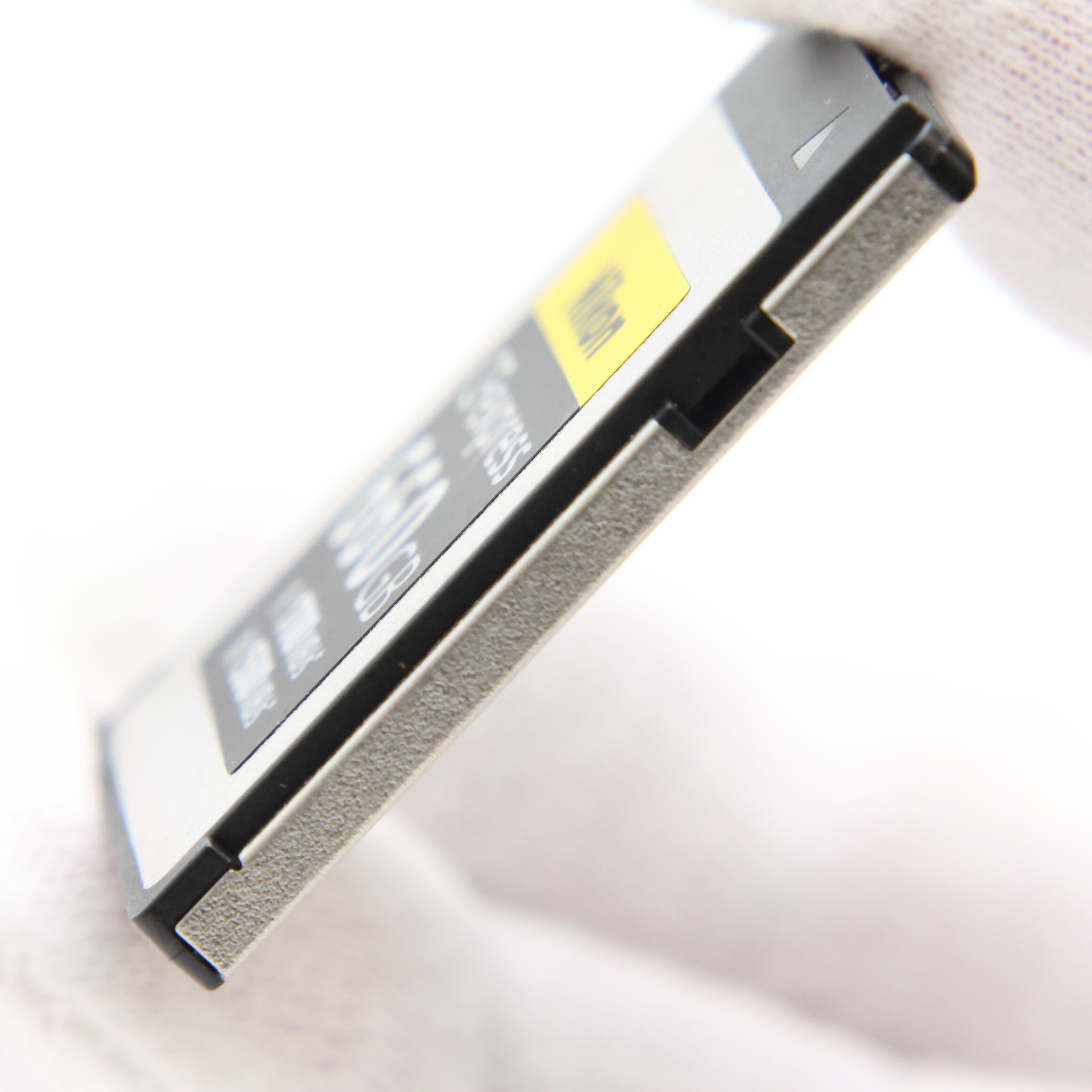 中古)Nikon (ニコン) CFexpressカード TypeB 660GB MC-CF660G（商品ID
